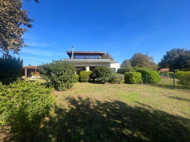 Maison 6 pièces 289 m²
