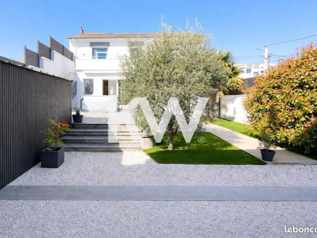 Maison 6 pièces 280 m²