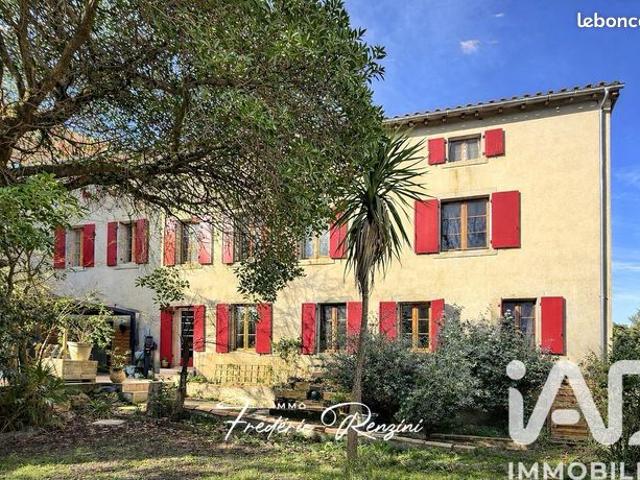 Maison 6 pièces 280 m²