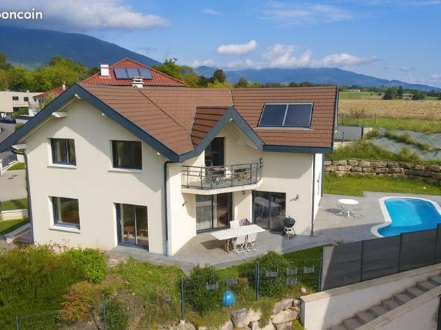 Maison 6 pièces 280 m²
