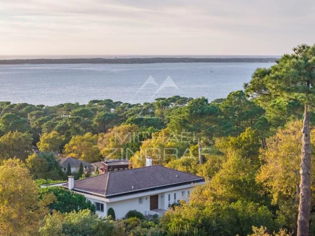 Maison 6 pièces 270 m²