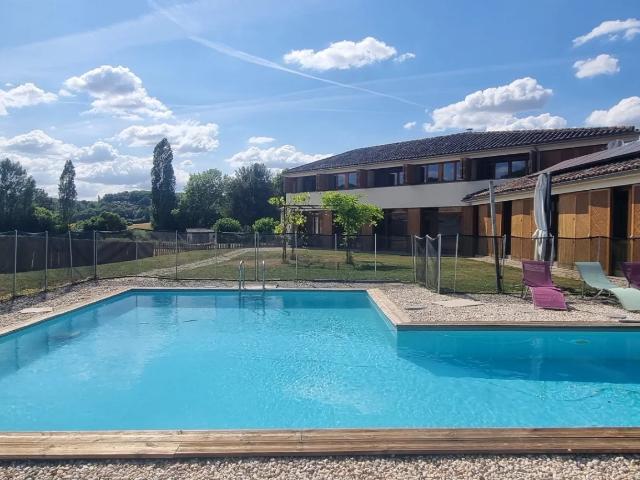 Maison 6 pièces 280 m²