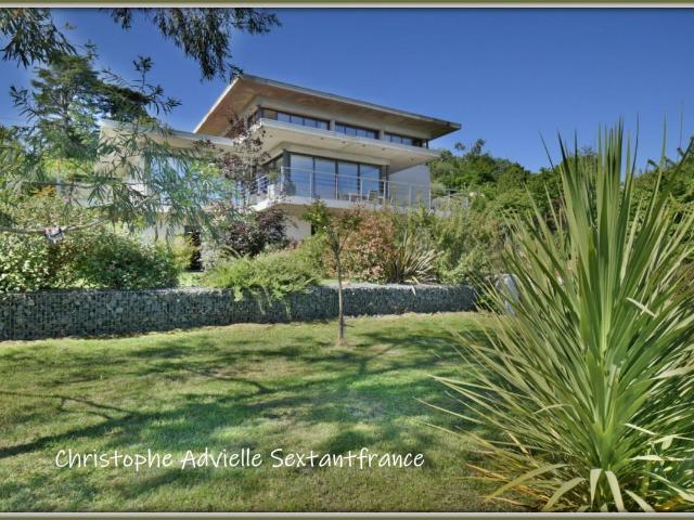 Maison 6 pièces 280 m²