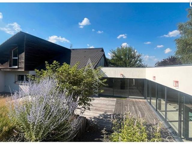 Maison 6 pièces 280 m²