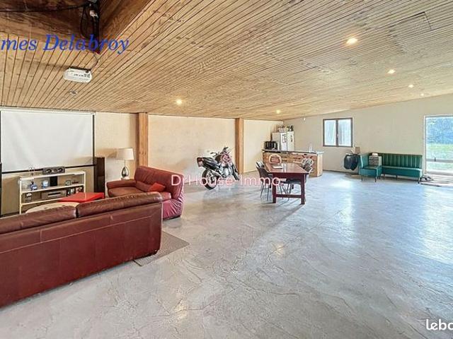 Maison 6 pièces 280 m²