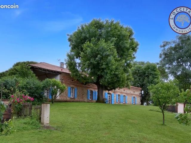 Maison 6 pièces 280 m²