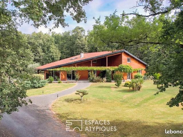 Maison 6 pièces 280 m²