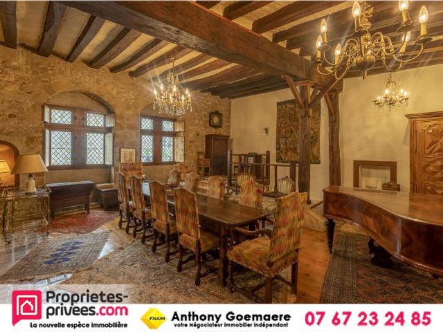 Maison 6 pièces 281 m²