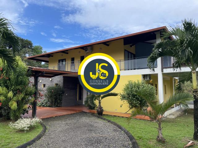 Maison 6 pièces 282 m²