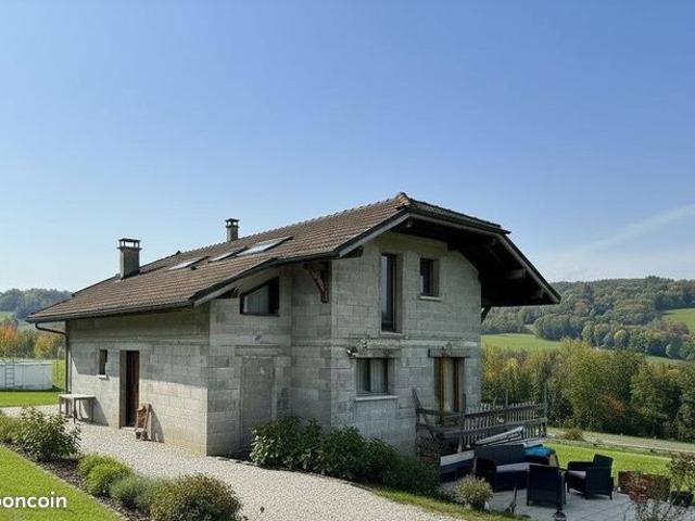 Maison 6 pièces 282 m²