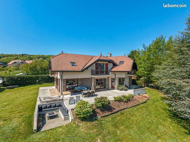 Maison 6 pièces 294 m²