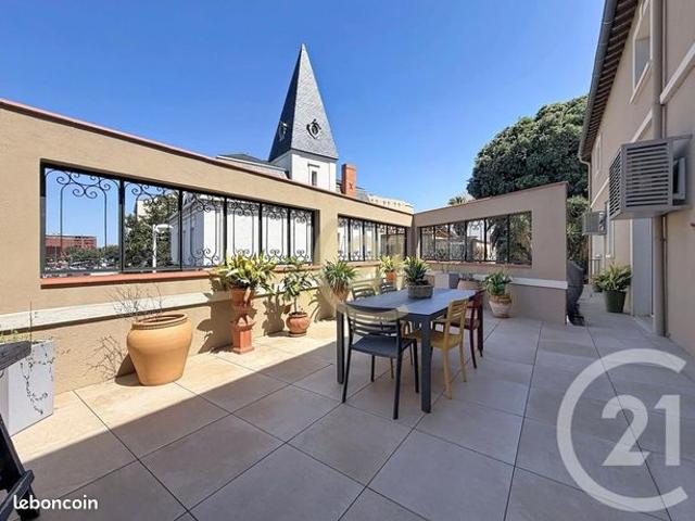 Maison 6 pièces 297 m²