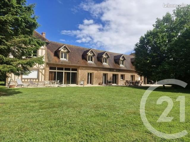 Maison 6 pièces 298 m²