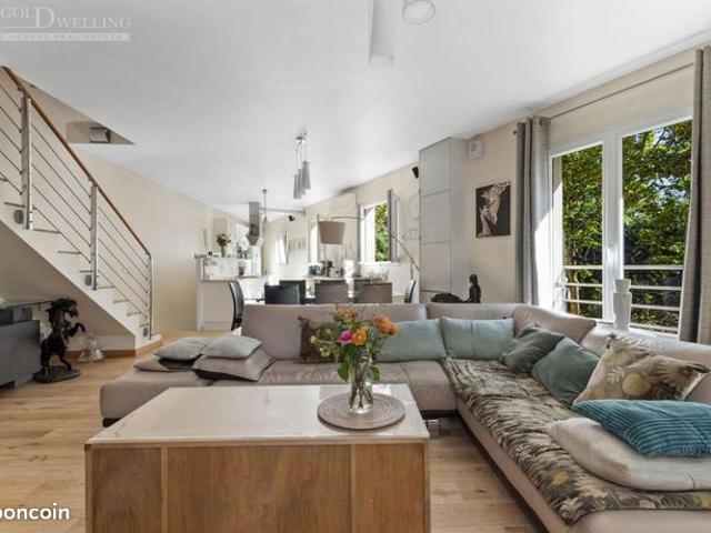Maison 6 pièces 299 m²