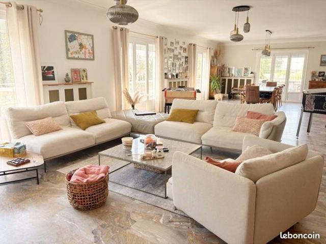 Maison 6 pièces 290 m²