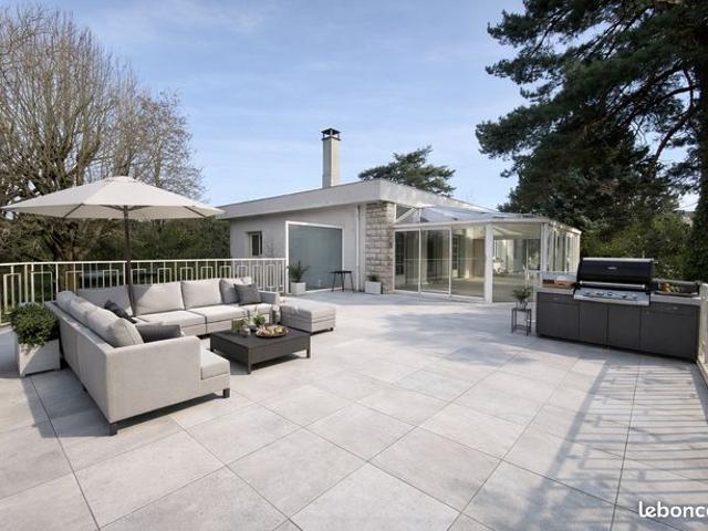 Maison 6 pièces 290 m²