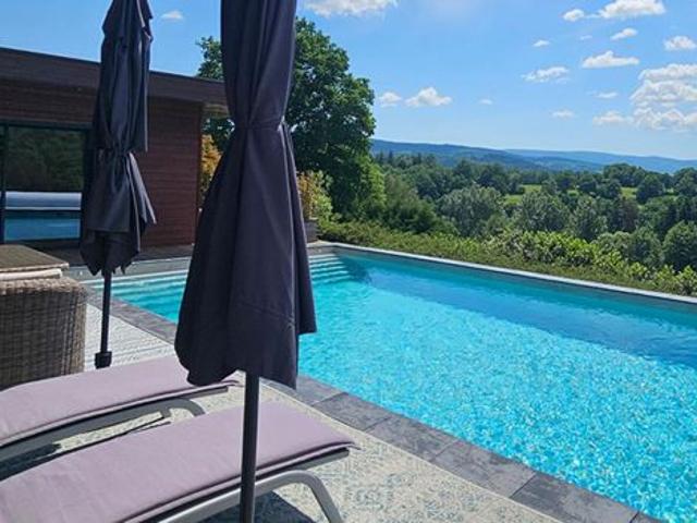Maison 6 pièces 290 m²