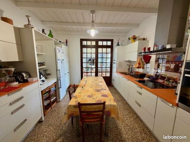 Maison 6 pièces 291 m²