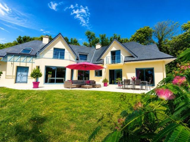 Maison 6 pièces 307 m²
