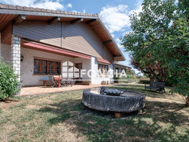 Maison 6 pièces 300 m²
