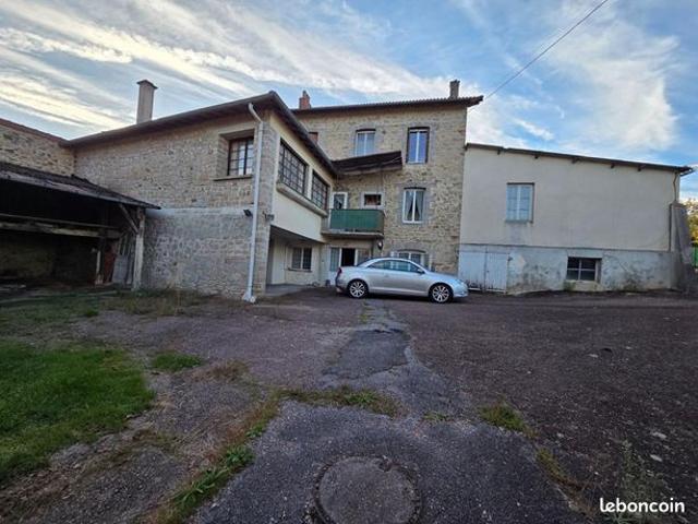 Maison 6 pièces 300 m²