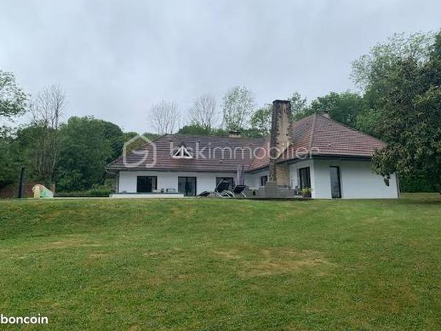 Maison 6 pièces 300 m²