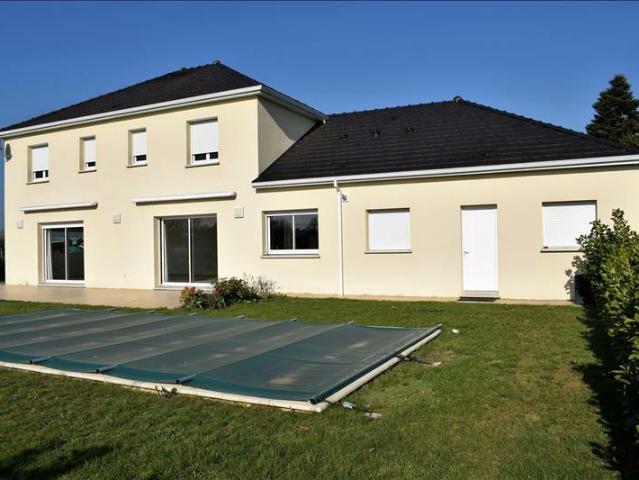 Maison 6 pièces 300 m²