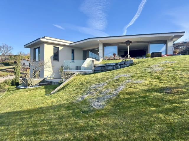 Maison 6 pièces 302 m²