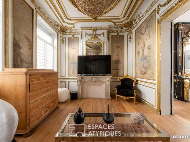 Maison 6 pièces 310 m²