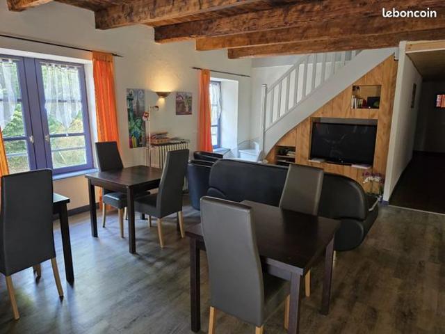 Maison 6 pièces 321 m²