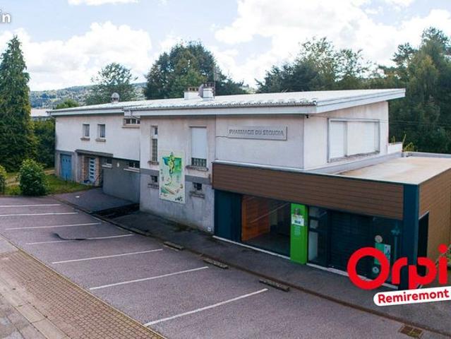 Maison 6 pièces 330 m²