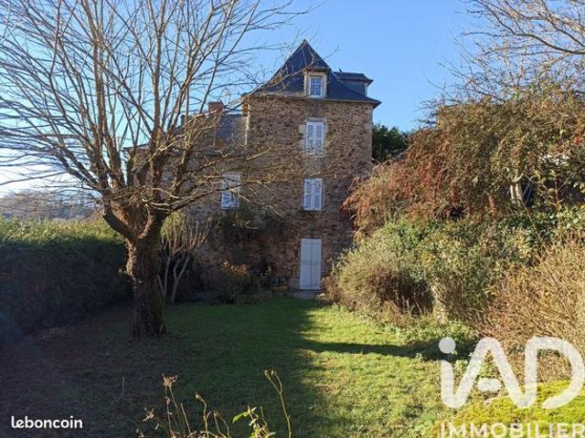 Maison 6 pièces 330 m²