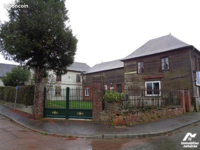 Maison 6 pièces 332 m²