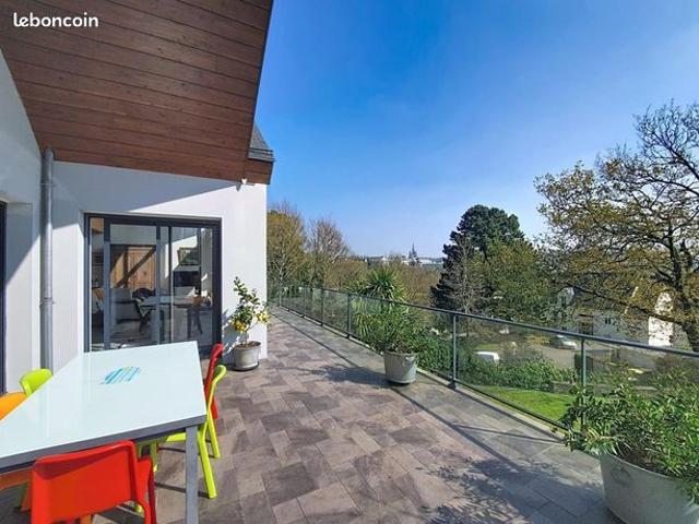 Maison 6 pièces 345 m²