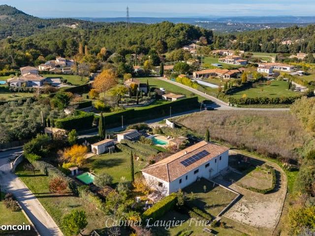 Maison 6 pièces 340 m²