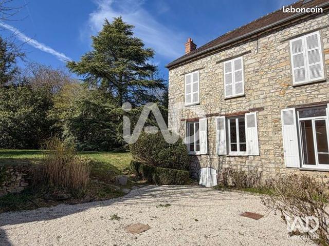 Maison 6 pièces 341 m²