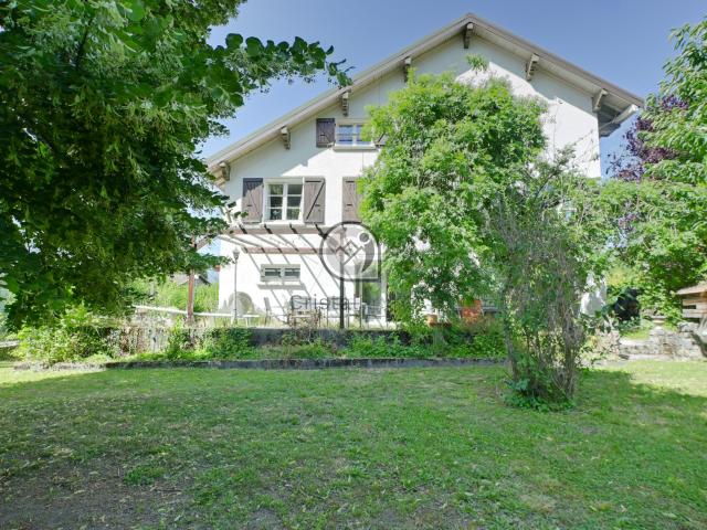 Maison 6 pièces 166 m²