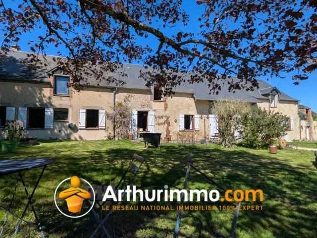 Maison 6 pièces 343 m²