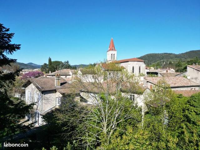 Maison 6 pièces 343 m²