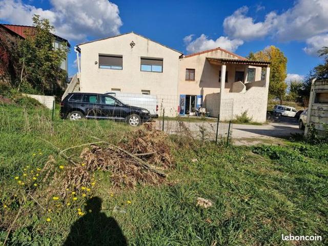 Maison 6 pièces 355 m²