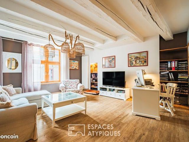 Maison 6 pièces 355 m²