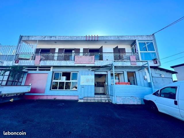 Maison 6 pièces 350 m²