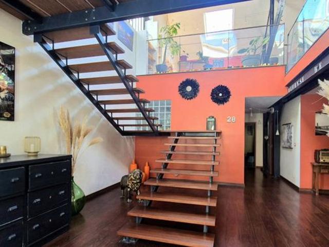 Maison 6 pièces 350 m²