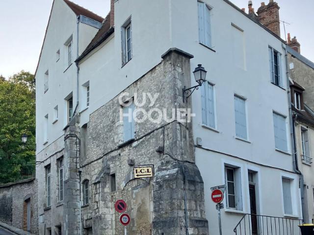 Maison 6 pièces 351 m²