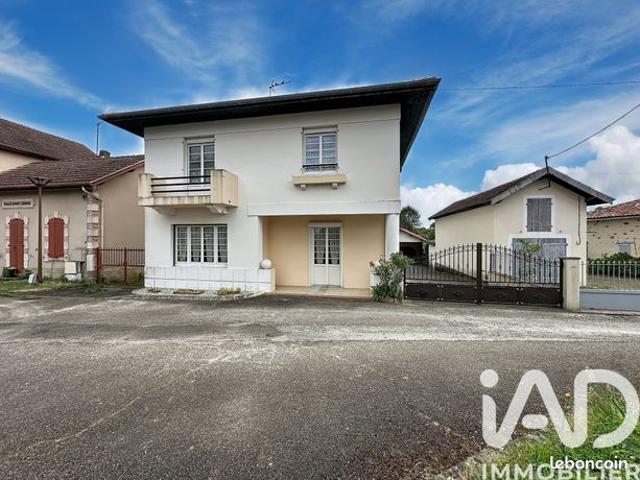 Maison 6 pièces 3790 m²