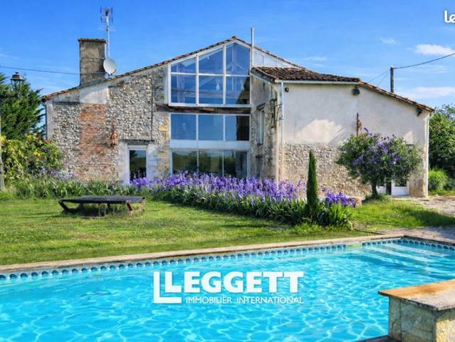 Maison 6 pièces 373 m²