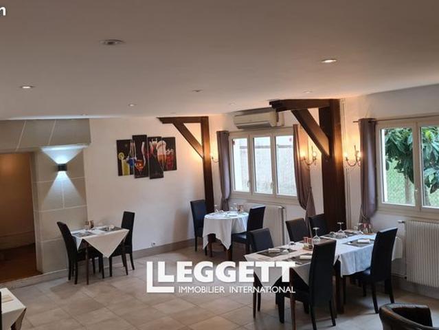 Maison 6 pièces 385 m²