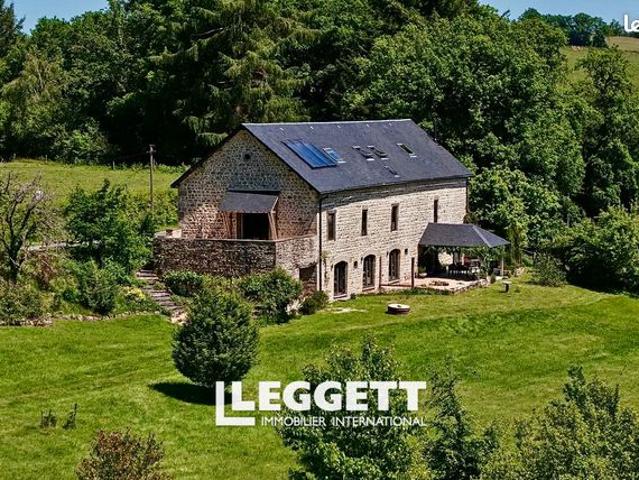 Maison 6 pièces 390 m²