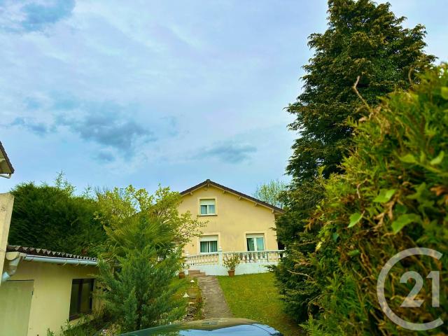 Maison 6 pièces 505 m²