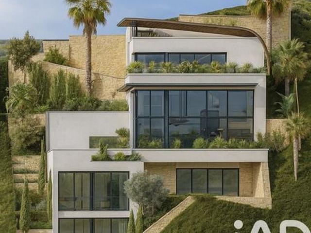 Maison 6 pièces 500 m²
